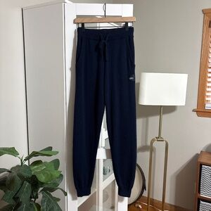 ALO Yoga High-Waist Cashmere Jet Set Pant Jogger Navy Blue XXS